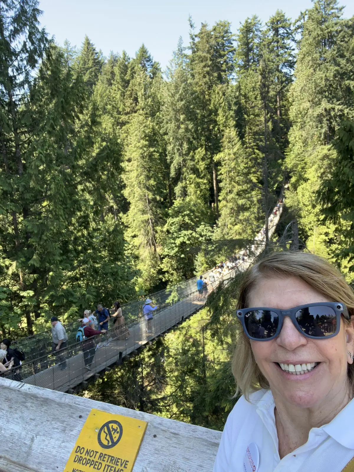 Guia Cecilia da Vancouver by Locals na Capilano Suspension Bridge