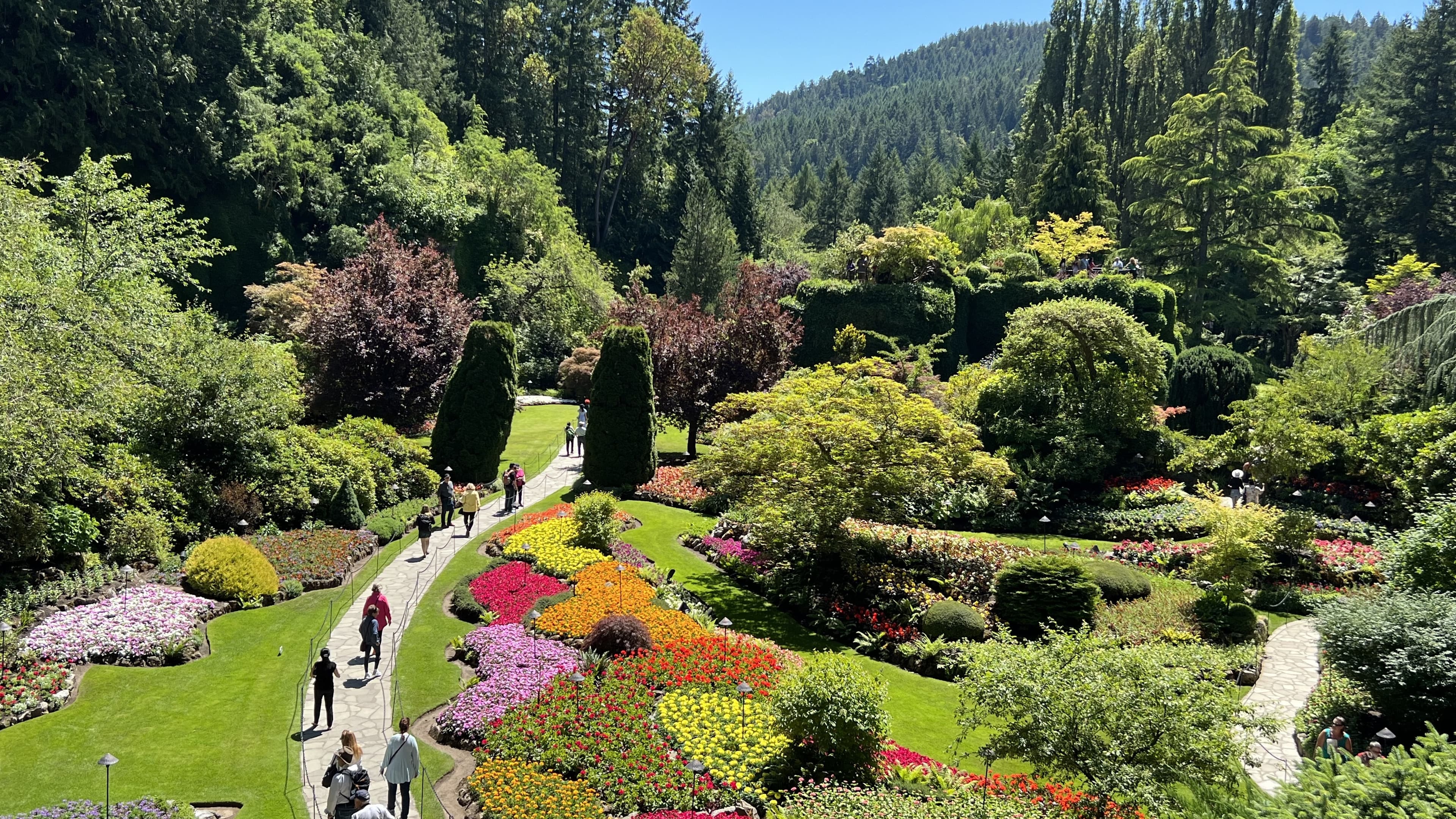 Jardins floridos de Butchart Gardens em Victoria